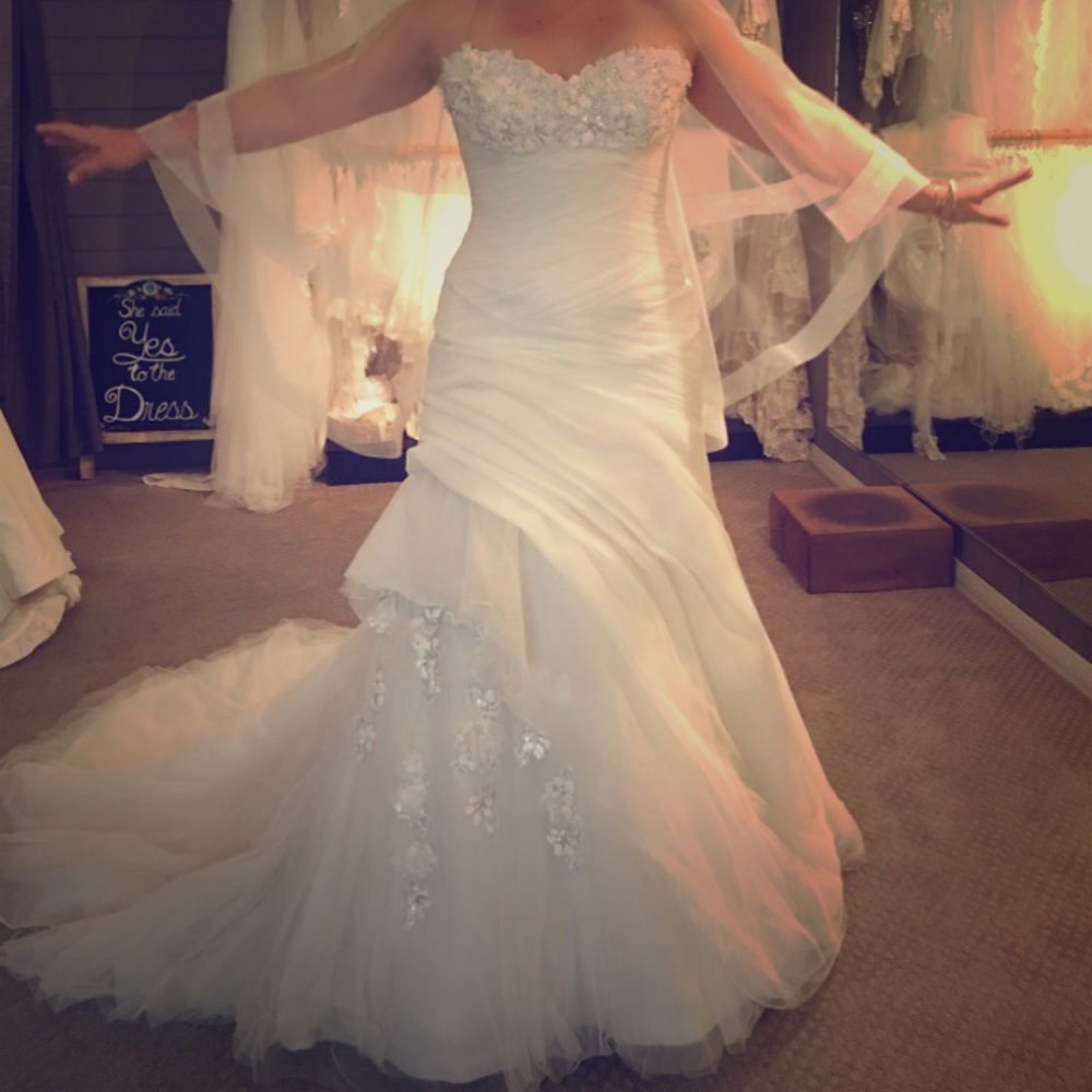 Wedding Dress- BRAND NEW- NEVER WORN